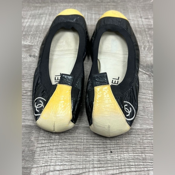Chanel Patent Two Tone Ballet Flats - Picture 5 of 11